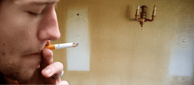 Smokers leave soot and nicotine on apartment walls