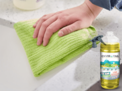 bathroom cleaning with ClO2 and microfiber both cleans and deodorizes